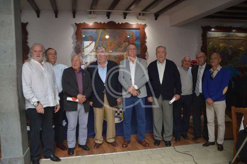 Nueve de los 18 de los distinguidos en la jornada de este domingo (Foto TA)